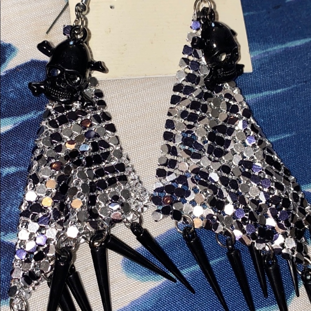 Nwt Hannah Accents Earrings